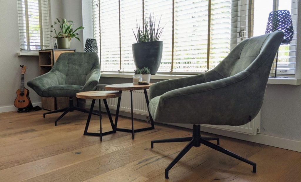Interieurafbeelding Schippers Woonwereld showroom met diverse meubels en inrichtingsstijlen in Emmen
