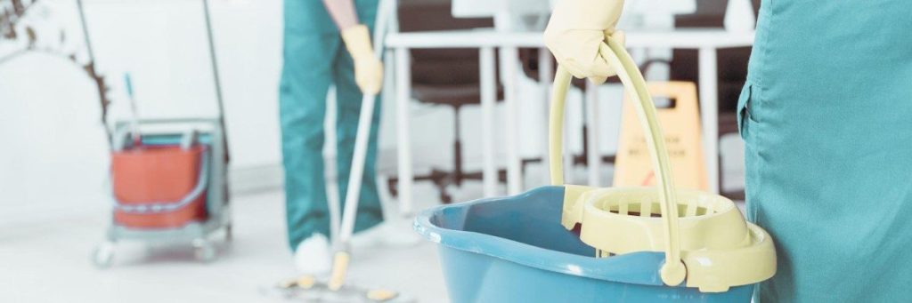 Professionele schoonmaakservice van Schoon Westland voor kantoren nabij Monster met focus op diepte reiniging
