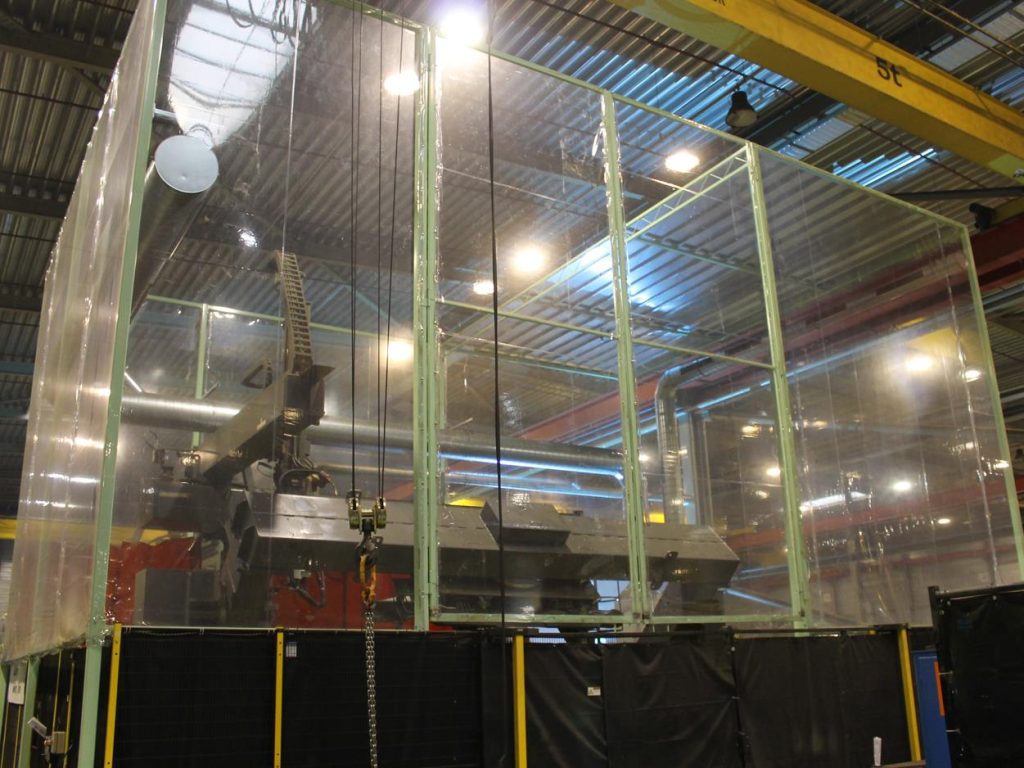 Innovatieve afzuiginstallatie met slimme sensoren voor automatische lasrookbeheersing in industriële werkruimten