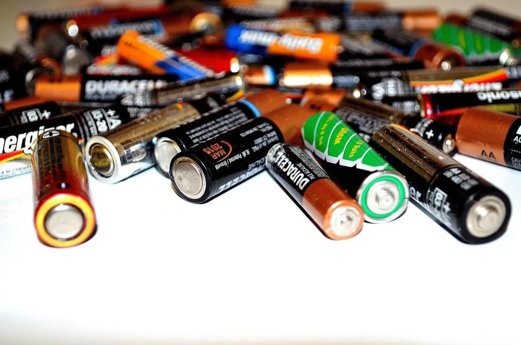 Gids over het kiezen van de juiste batterij voor apparaten - overzicht van verschillende batterijtypen en specificaties